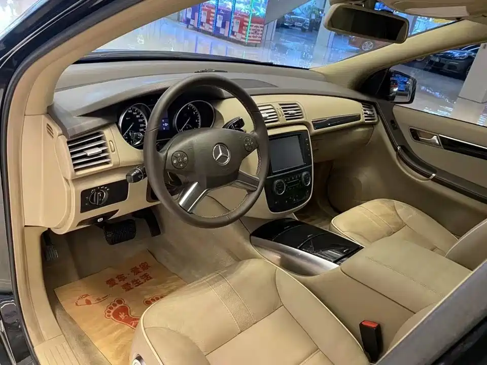 Mercedes-Benz R-class