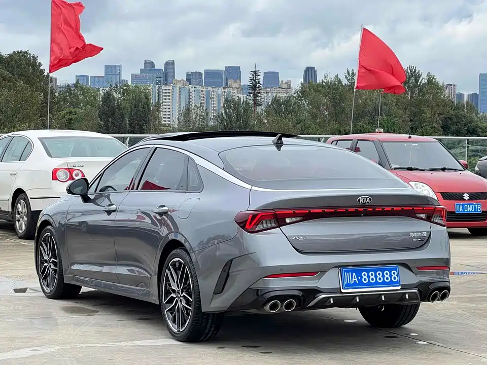 Kia K5
