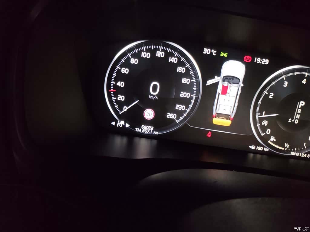 Volvo XC90, 2016 все фото