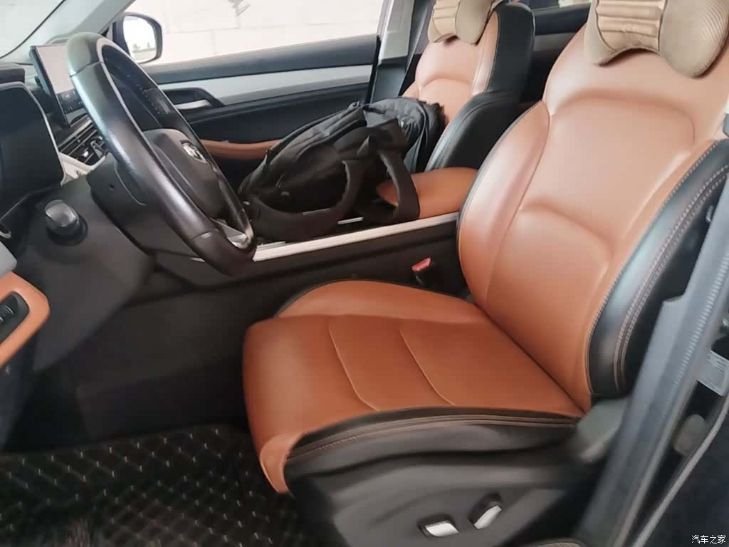 Geely X6, 2020 15