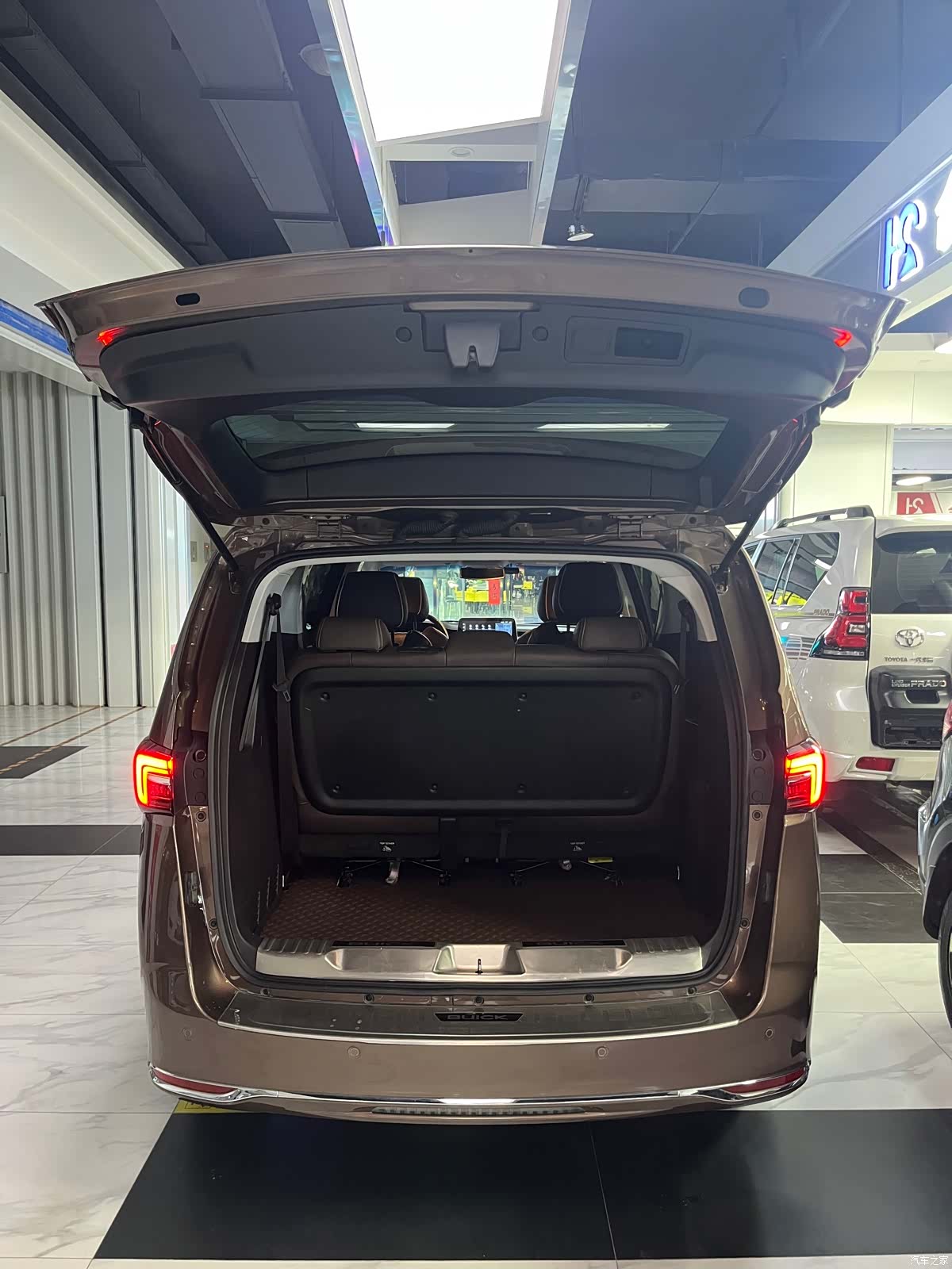 Buick GL8, 2022 14