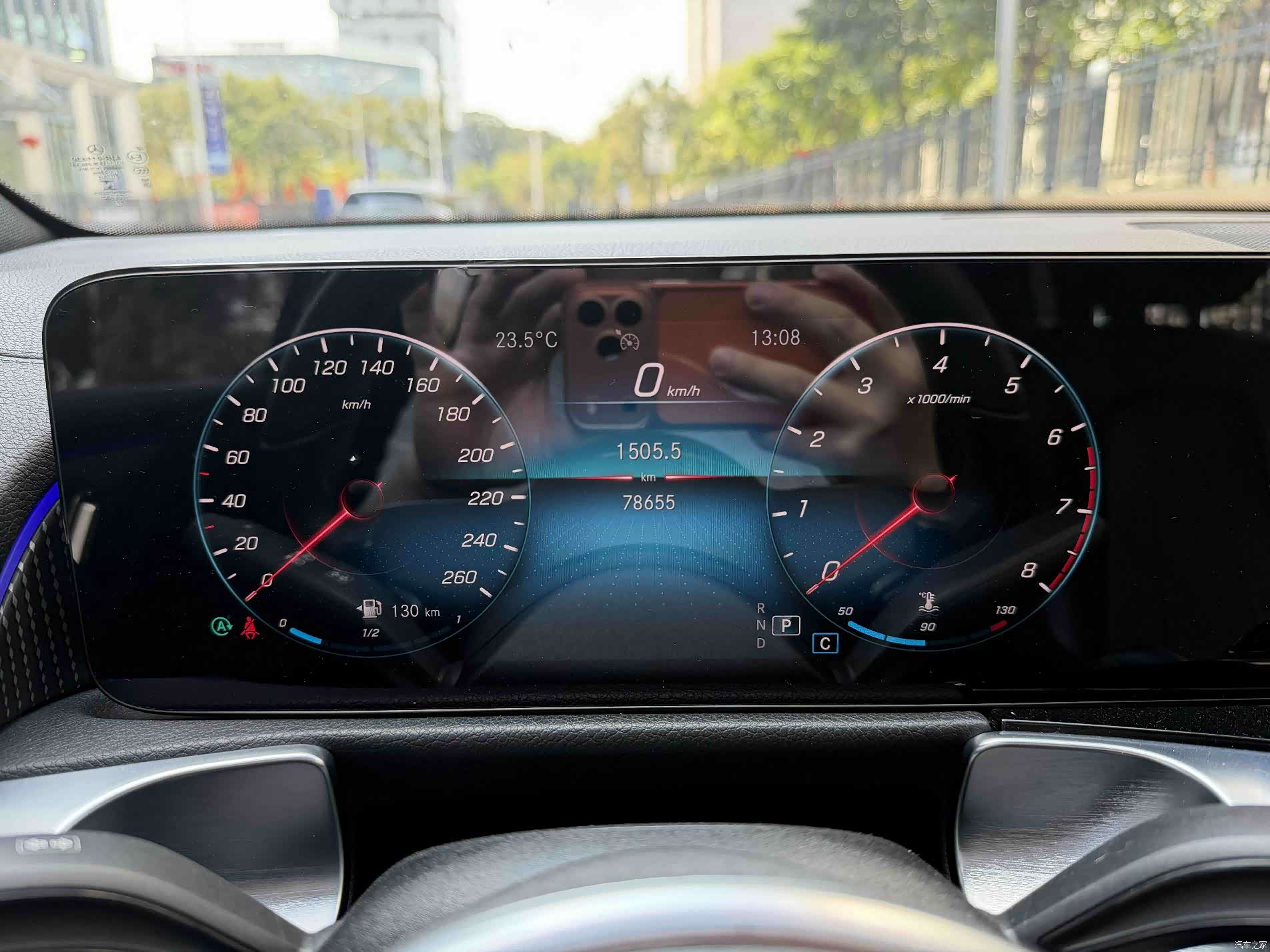 Mercedes-Benz GLB, 2021 14