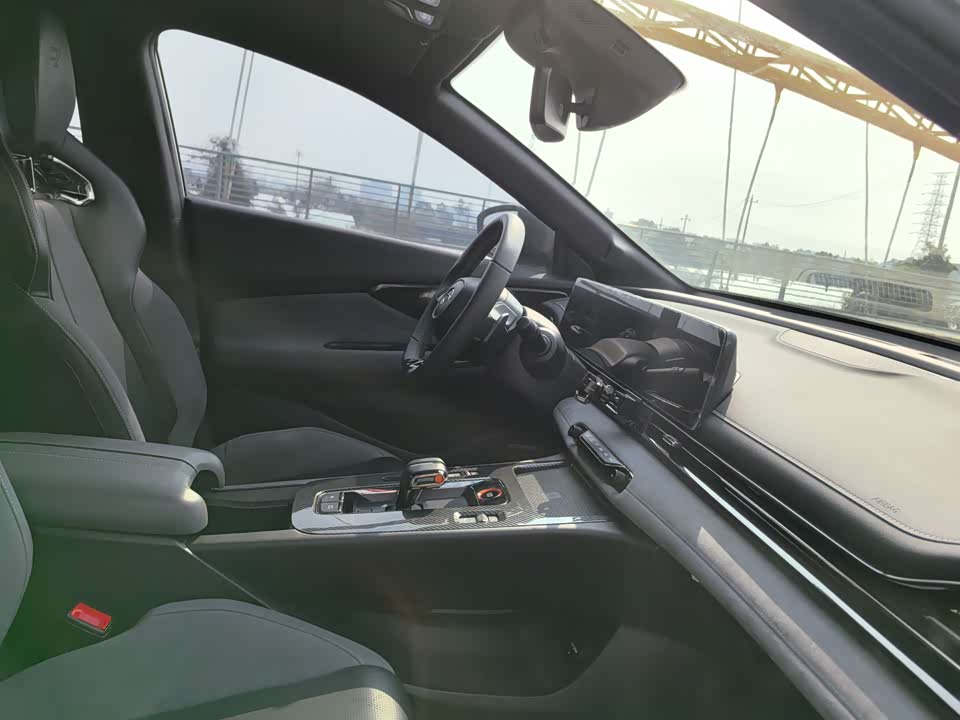 Trumpchi Shadow Leopard