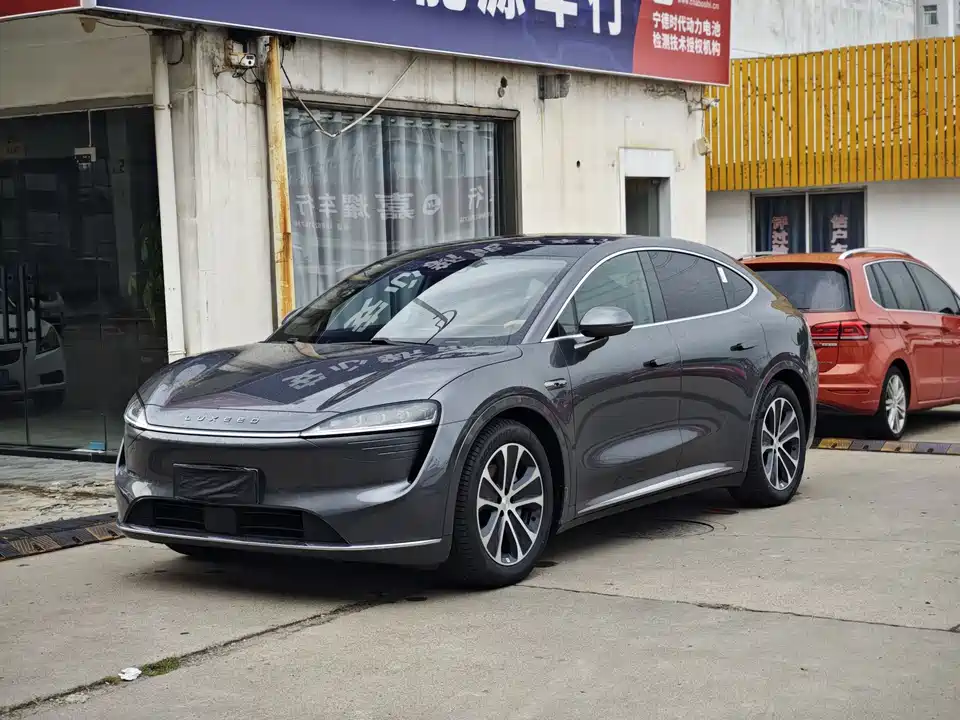 HarmonyOS Wisdom World R7