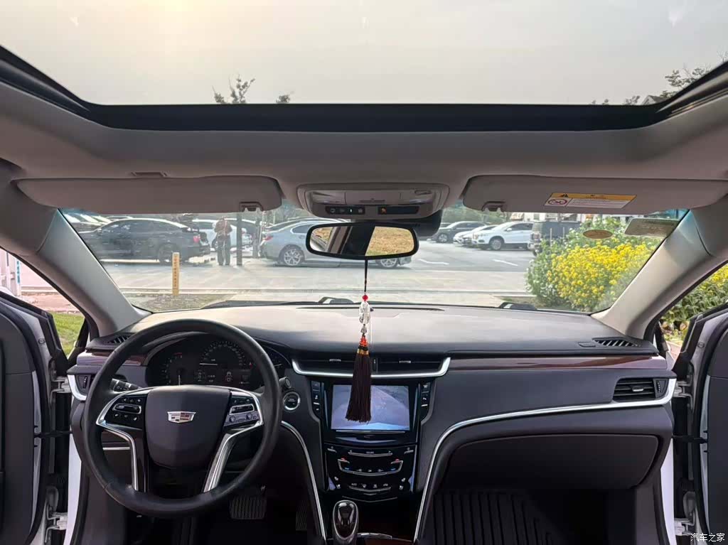 Cadillac XTS, 2016 все фото