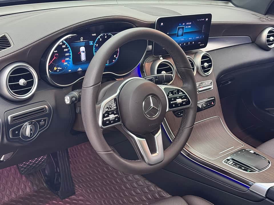 Mercedes-Benz GLC Mercedes-Benz GLC