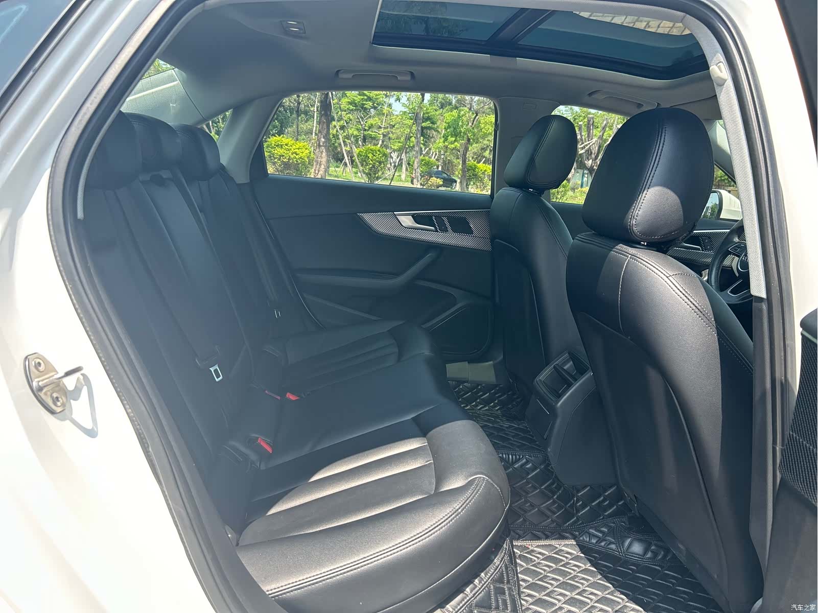 Audi A4L, 2020 15