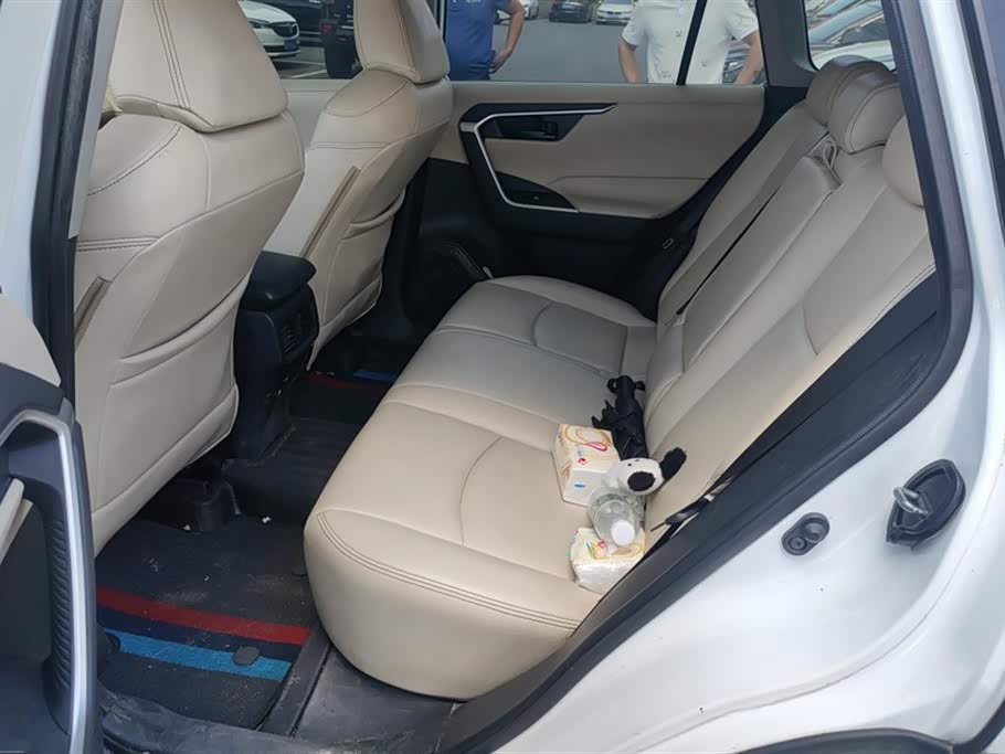 Toyota RAV4 Rongfang