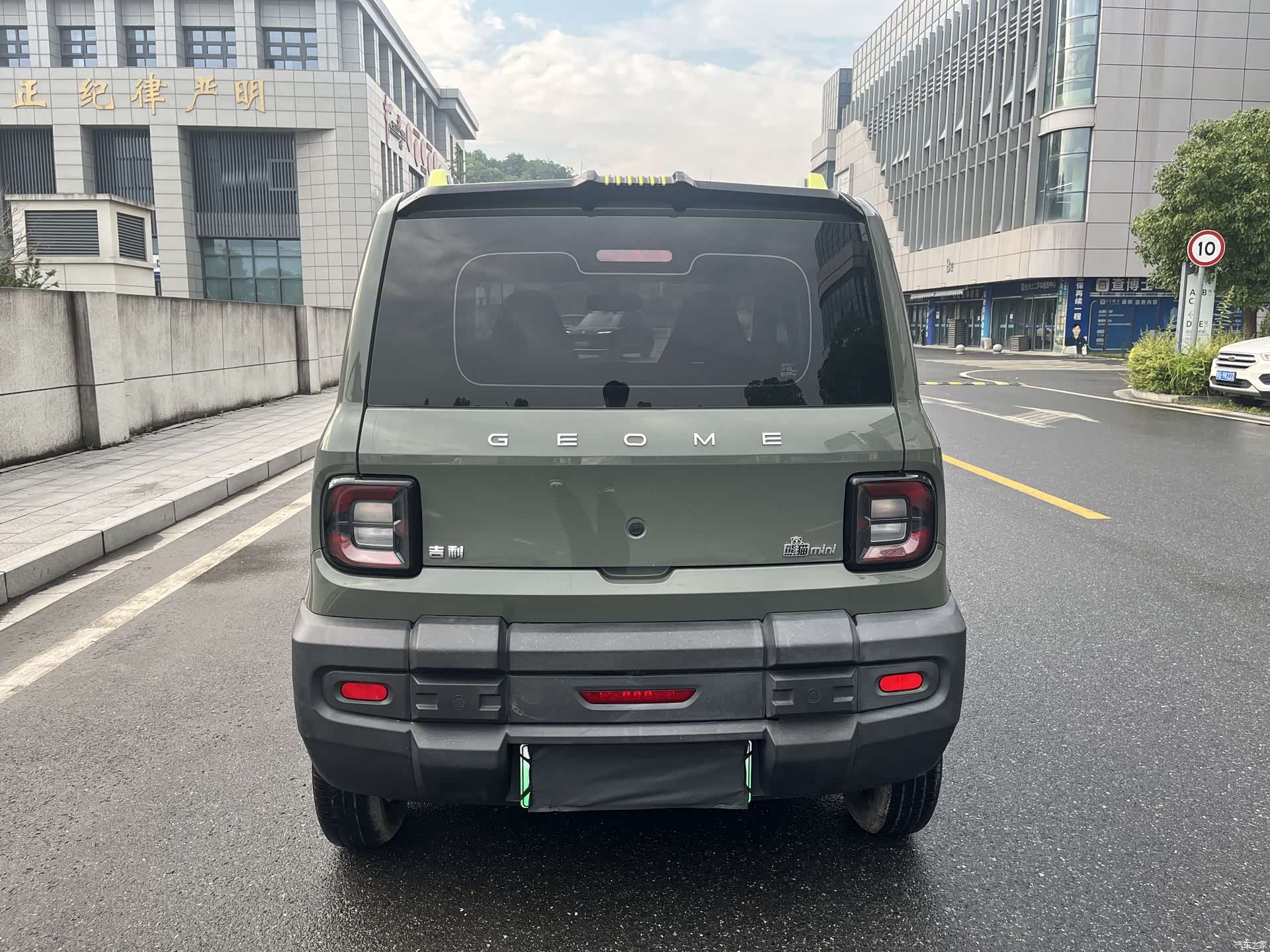 Geely Panda, 2024 17