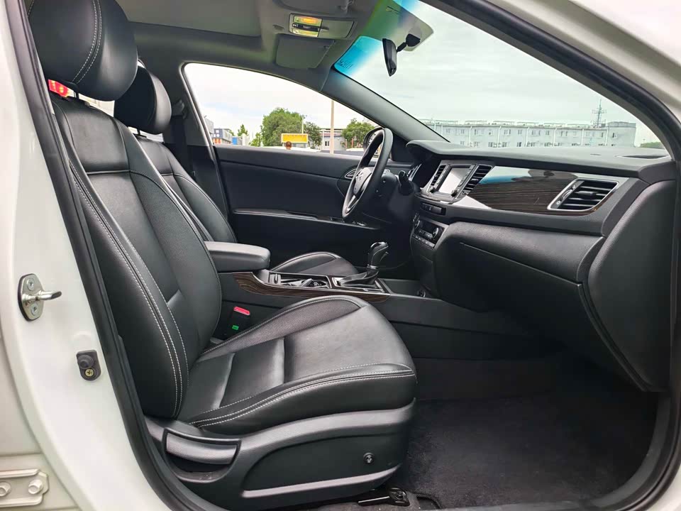 Hyundai Name picture