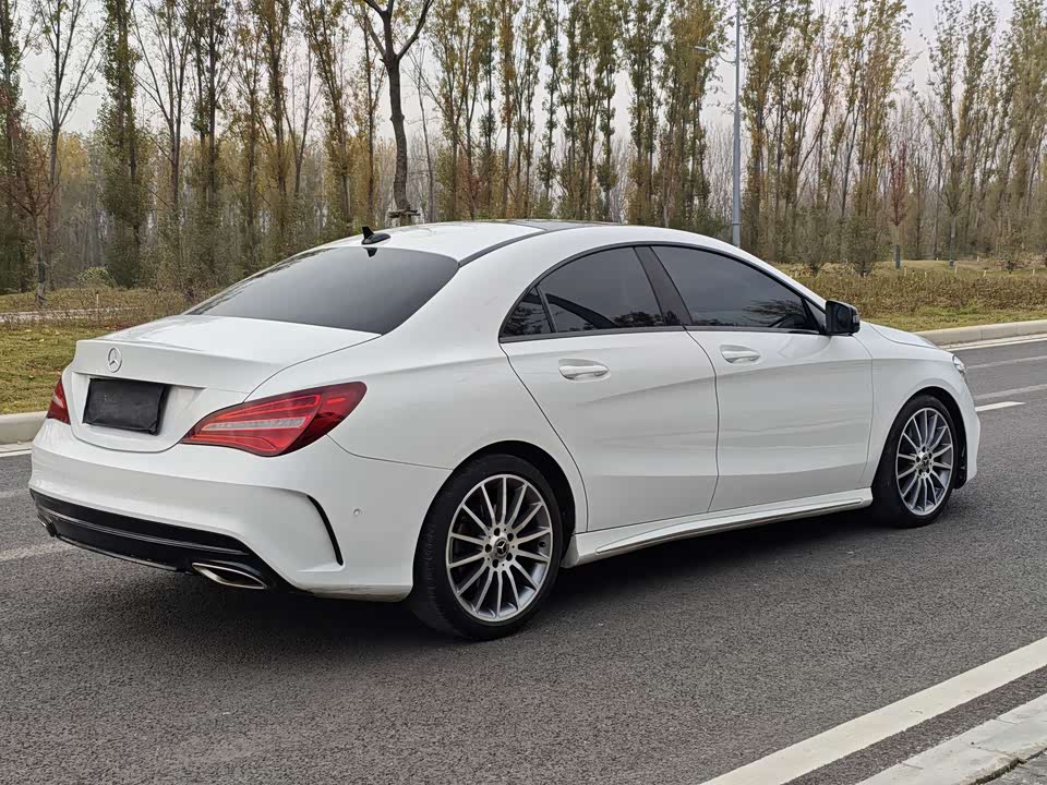 Mercedes-Benz CLA