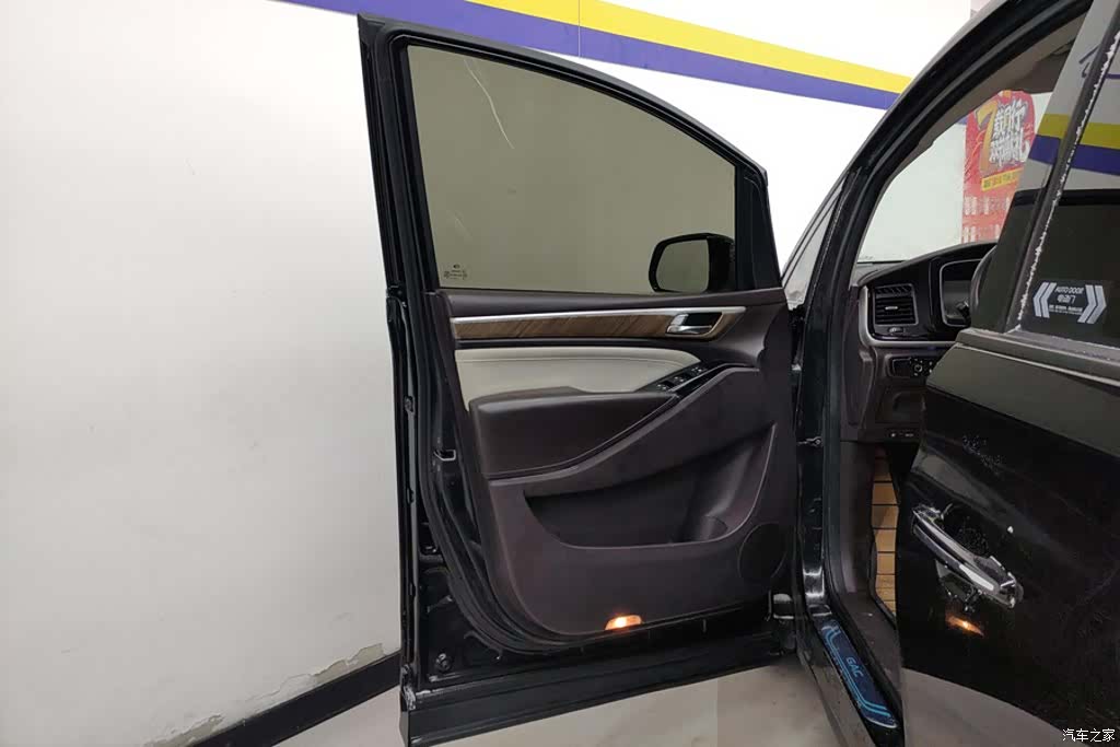 Trumpchi M8, 2021 7
