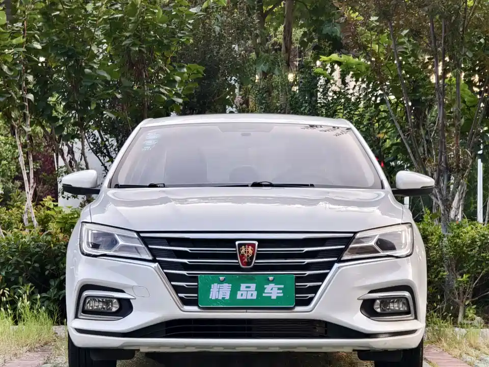 Roewe i5