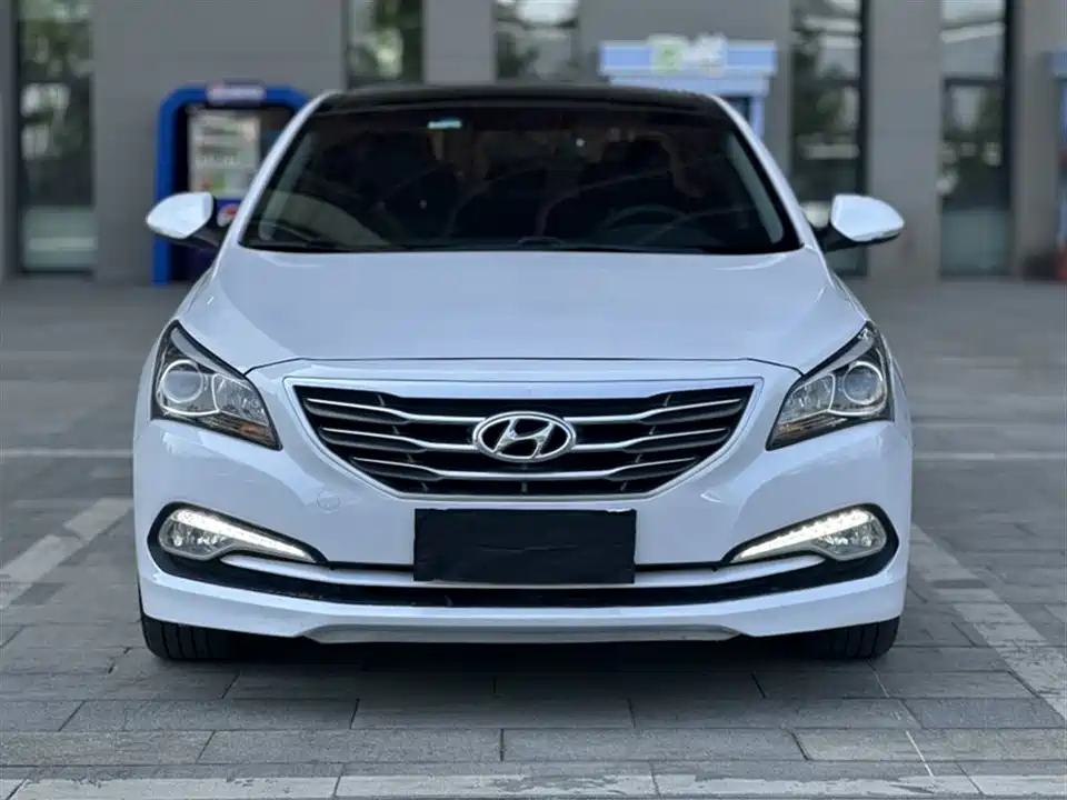 Hyundai Name picture