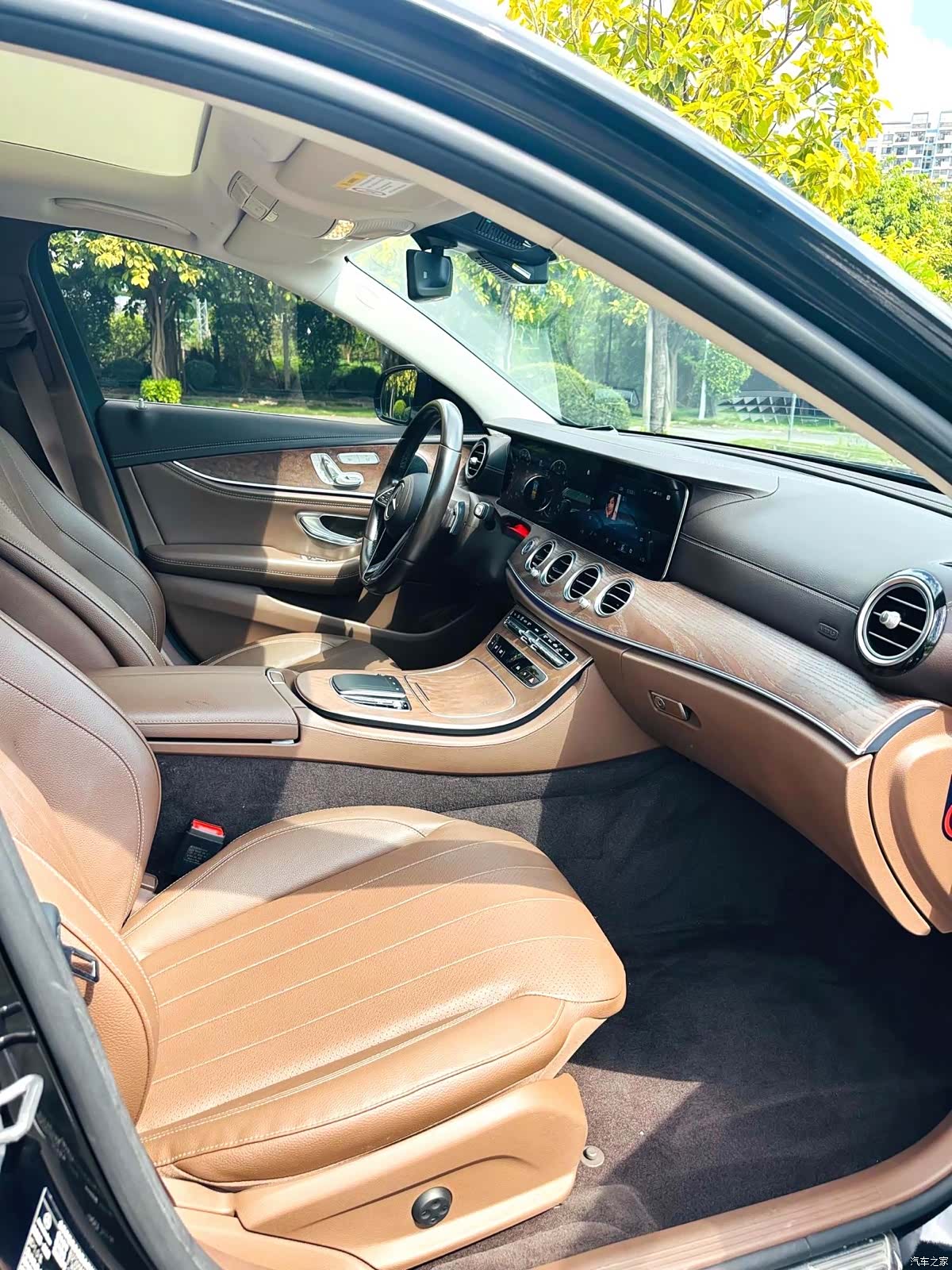 Mercedes-Benz E-Class, 2022 9