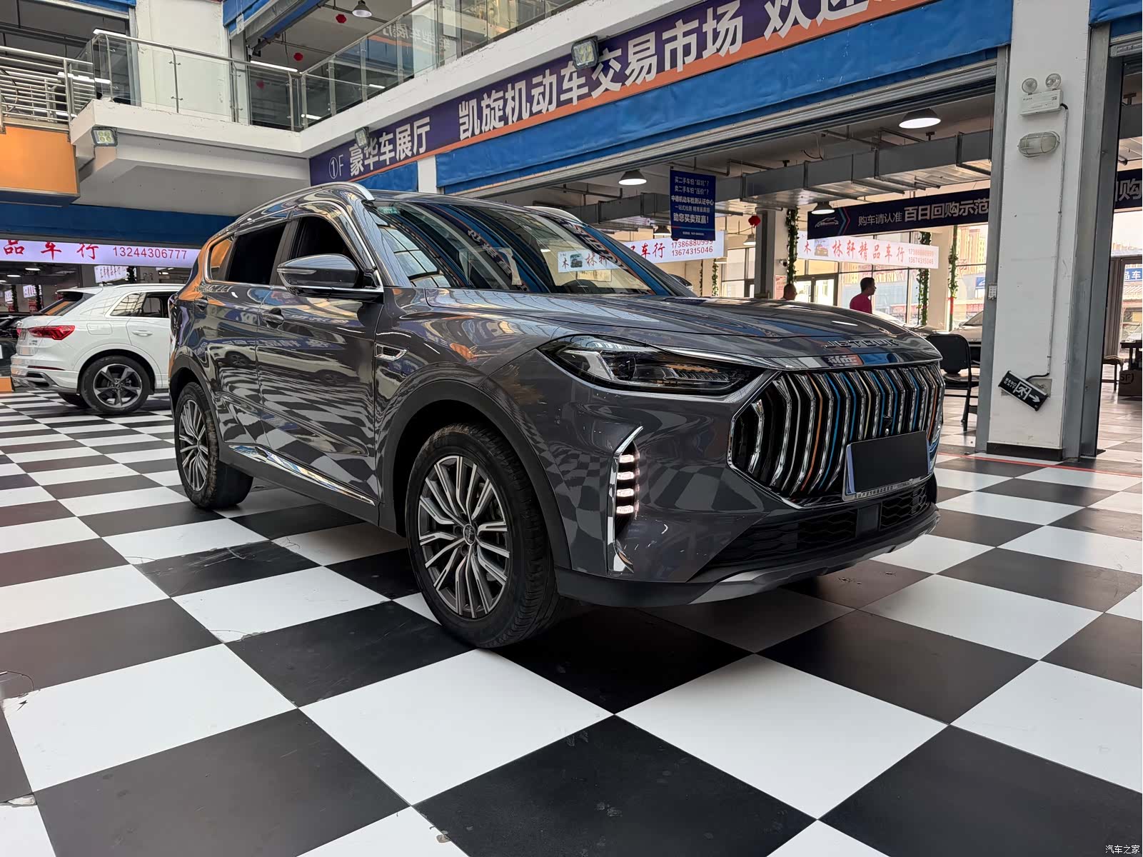 Jetour X70, 2022 3