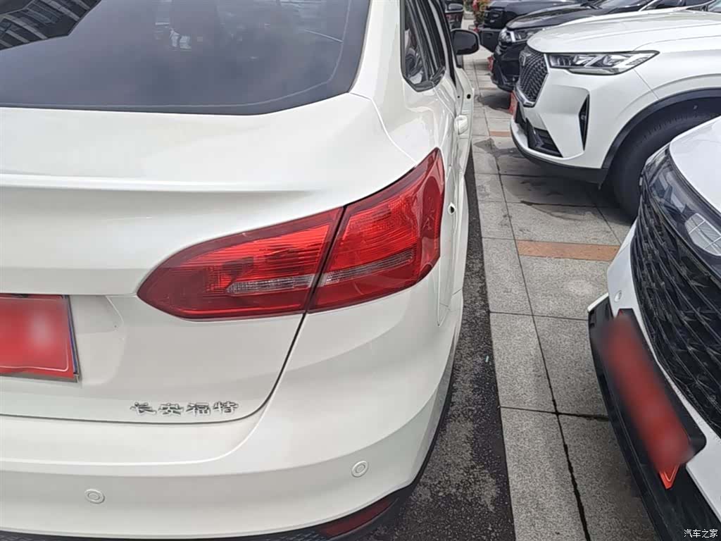 Ford Focus, 2016 8