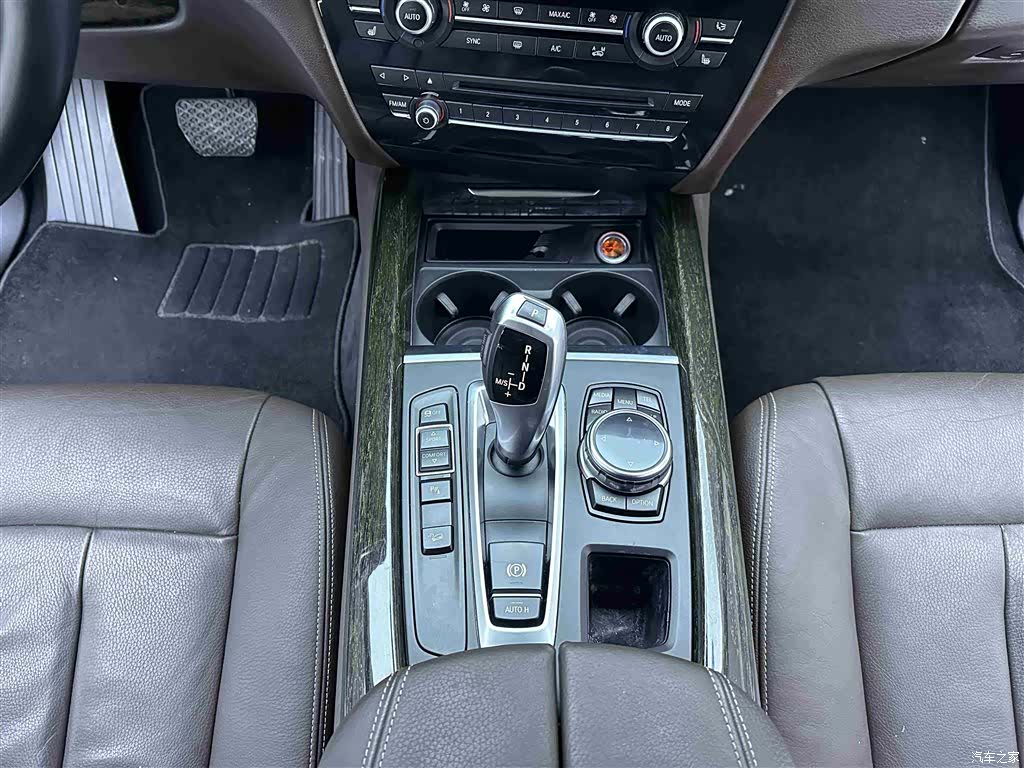 BMW X5, 2015 14