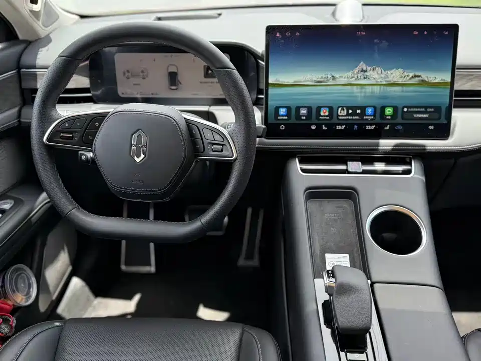 HarmonyOS Ask the world M5