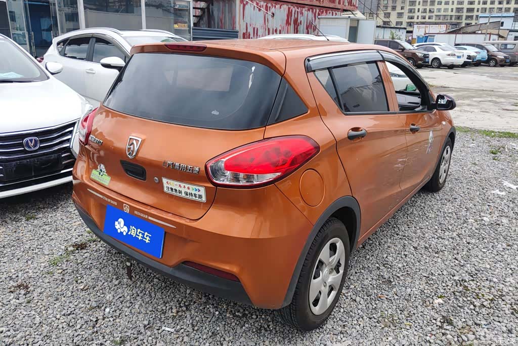 Wuling 310, 2017 3