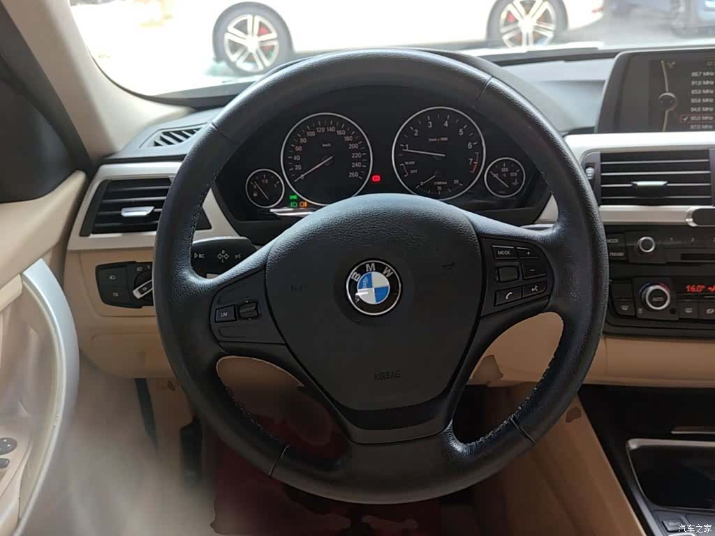 BMW 3 Series, 2015 11