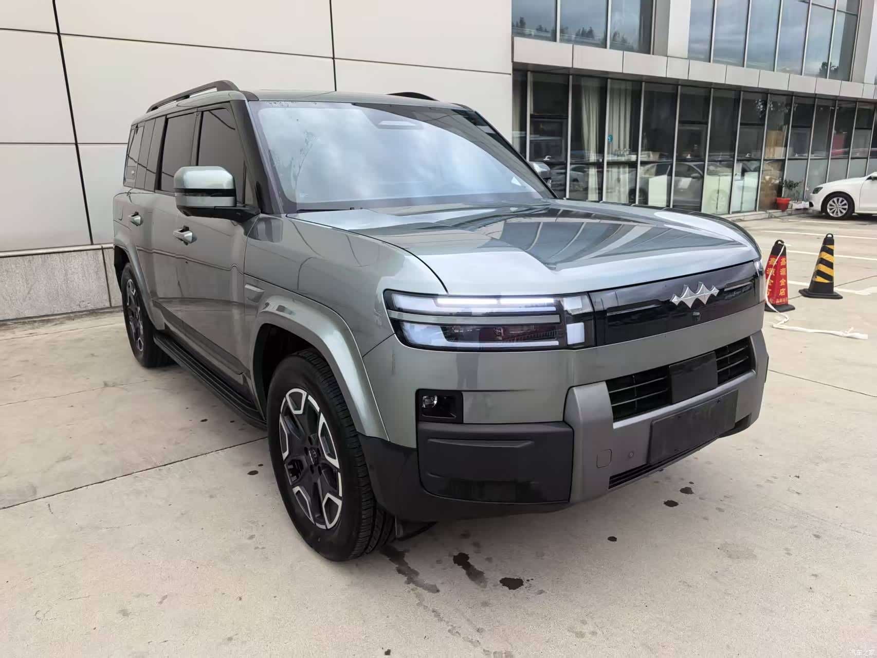 Fang Cheng Bao 7, 2026 3