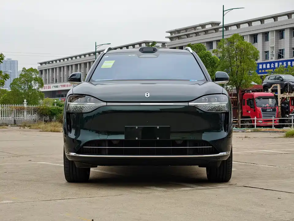 AITO Ask the world M9