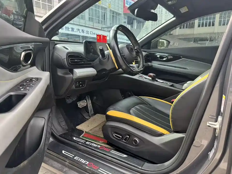 Trumpchi Shadow Leopard