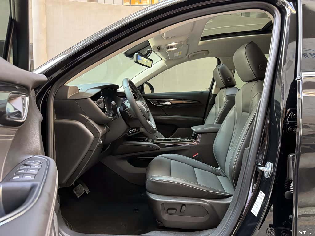 Buick Envision Plus, 2023 9