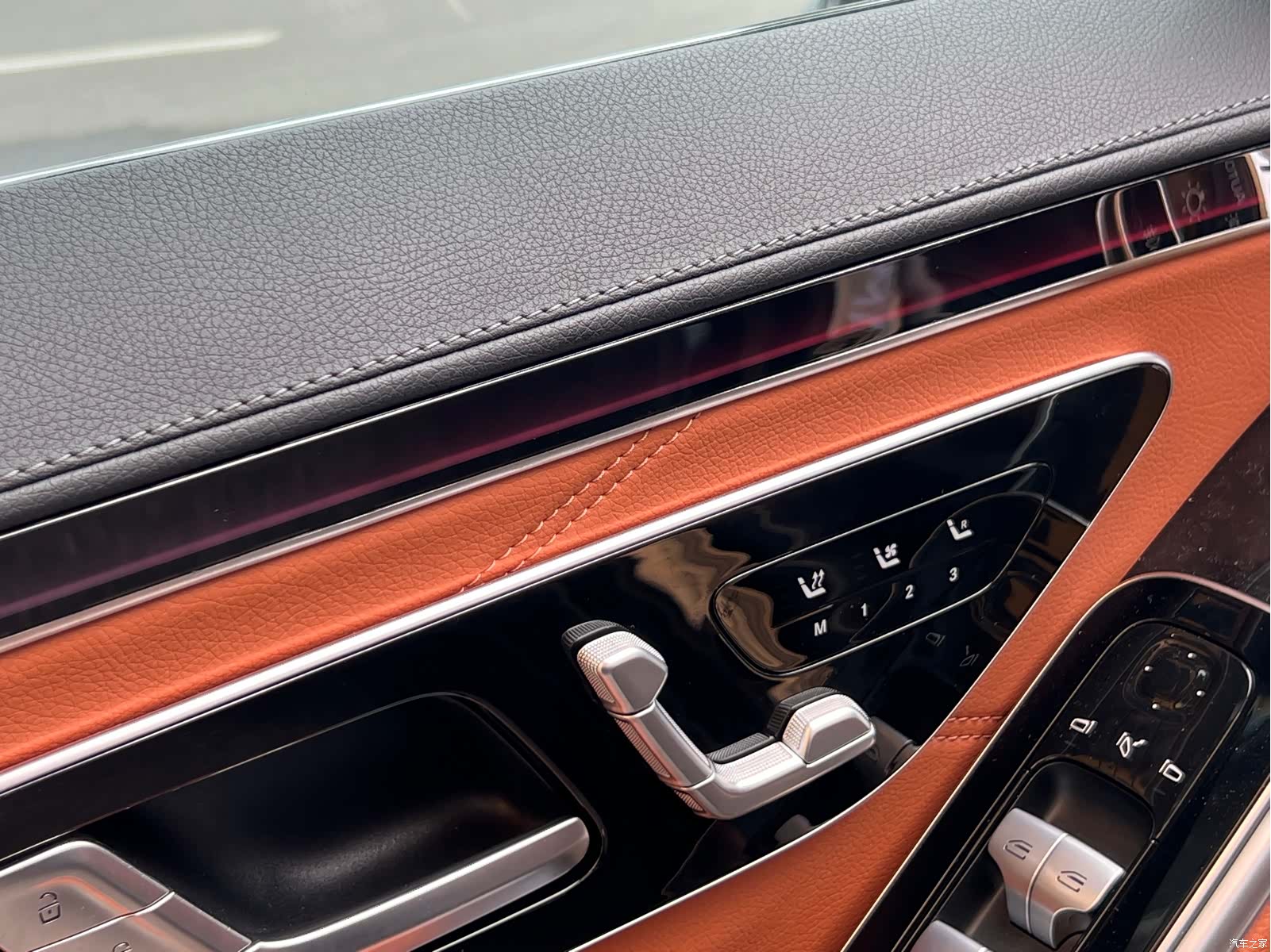 Maybach S-Class, 2023 10