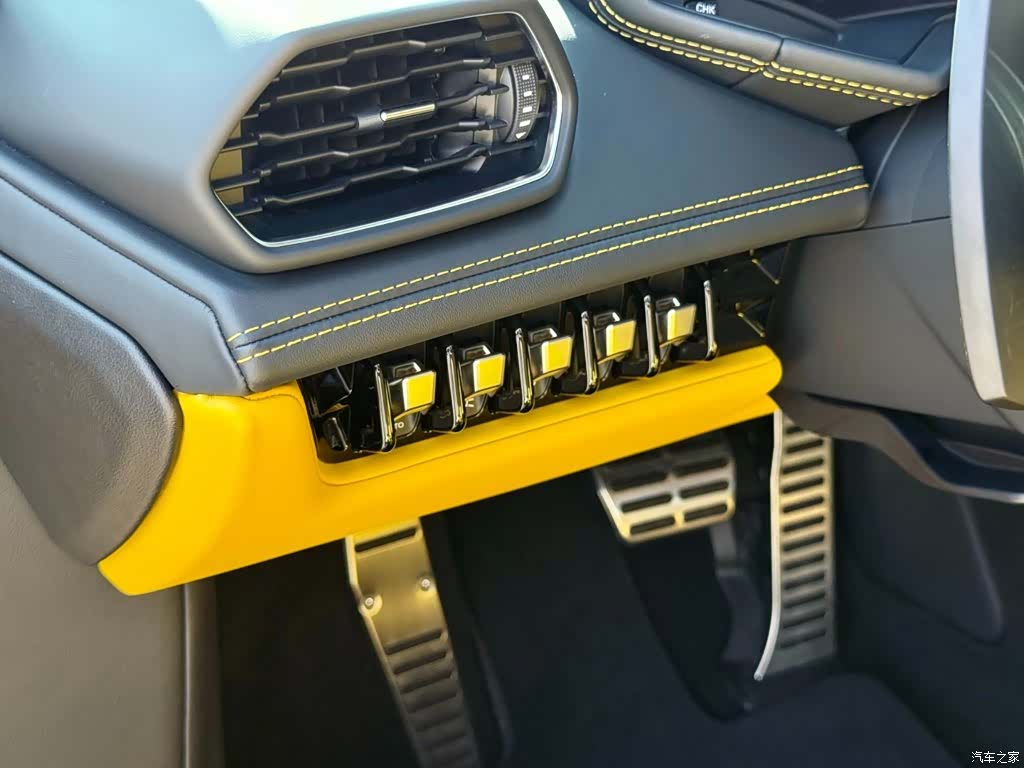 Lamborghini Huracán, 2023 9