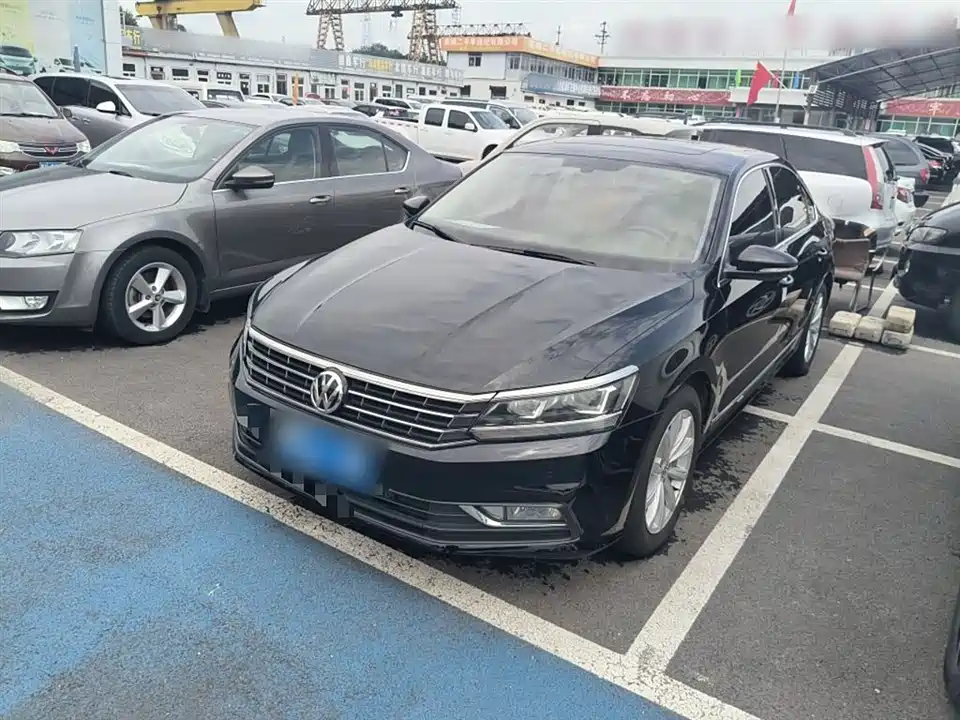 Volkswagen Passat