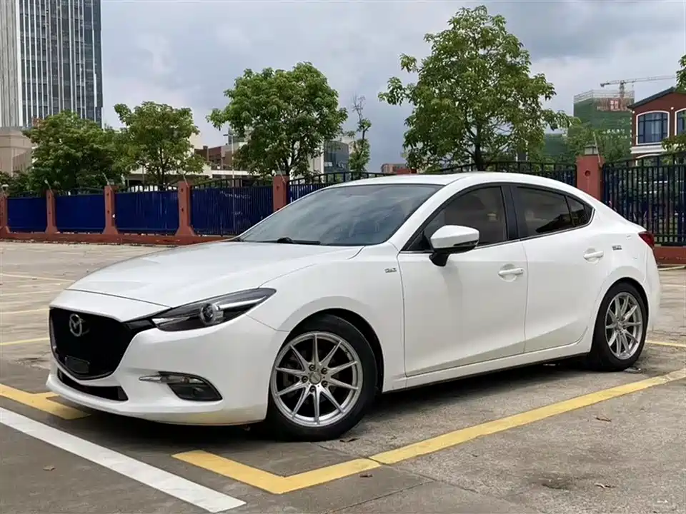 Mazda 3 Angkesaila