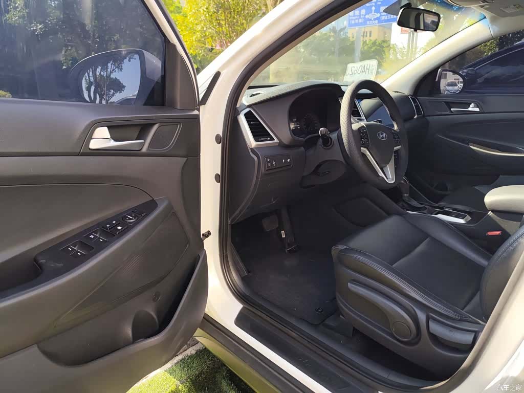 Hyundai Tucson, 2016 14