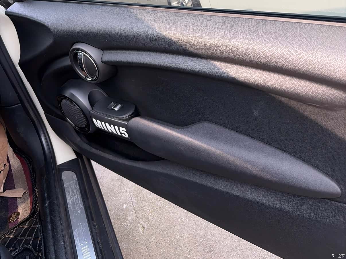 Mini Cooper, 2015 13