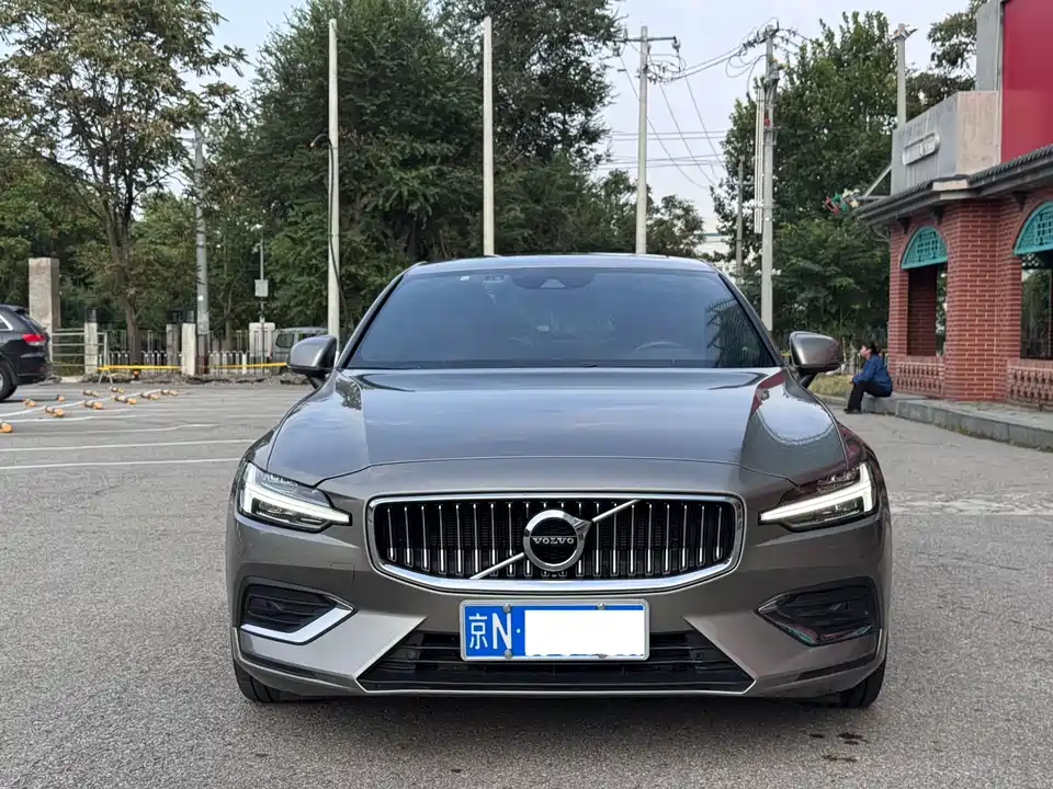 Volvo S60