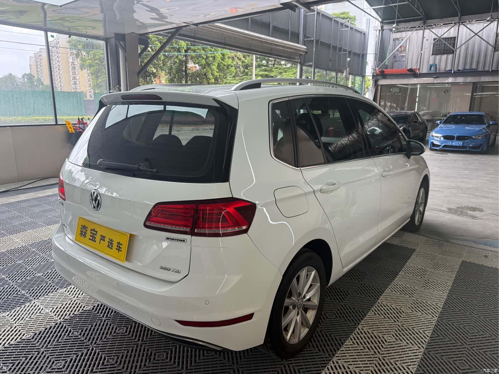 Volkswagen Golf, 2019 все фото