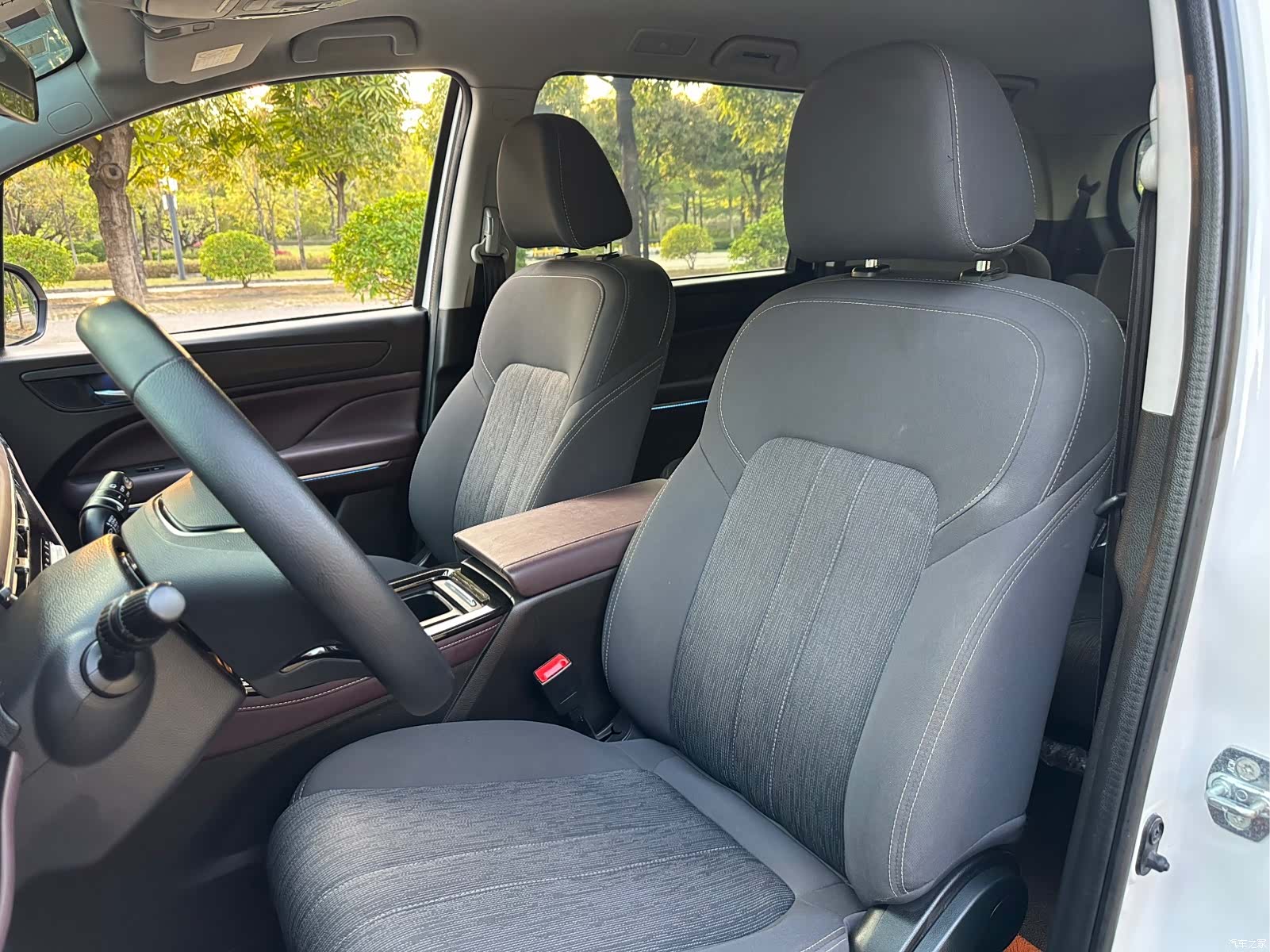 Trumpchi M6, 2023 25