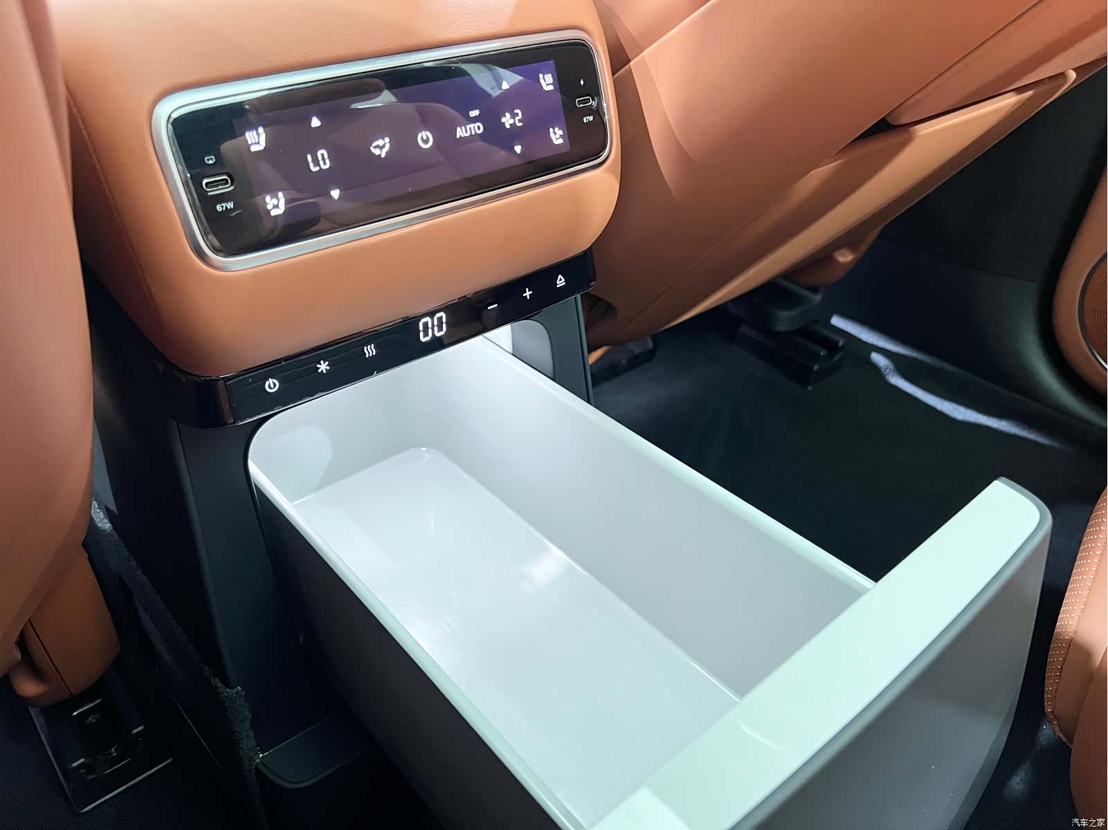 Li Auto L9, 2025 16