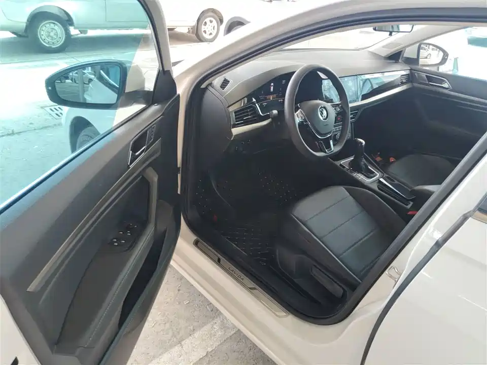 Volkswagen Lavida