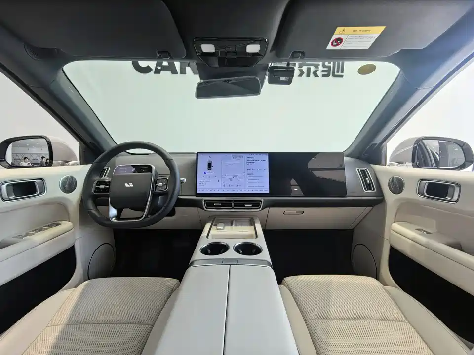 Li Auto Ideal L6