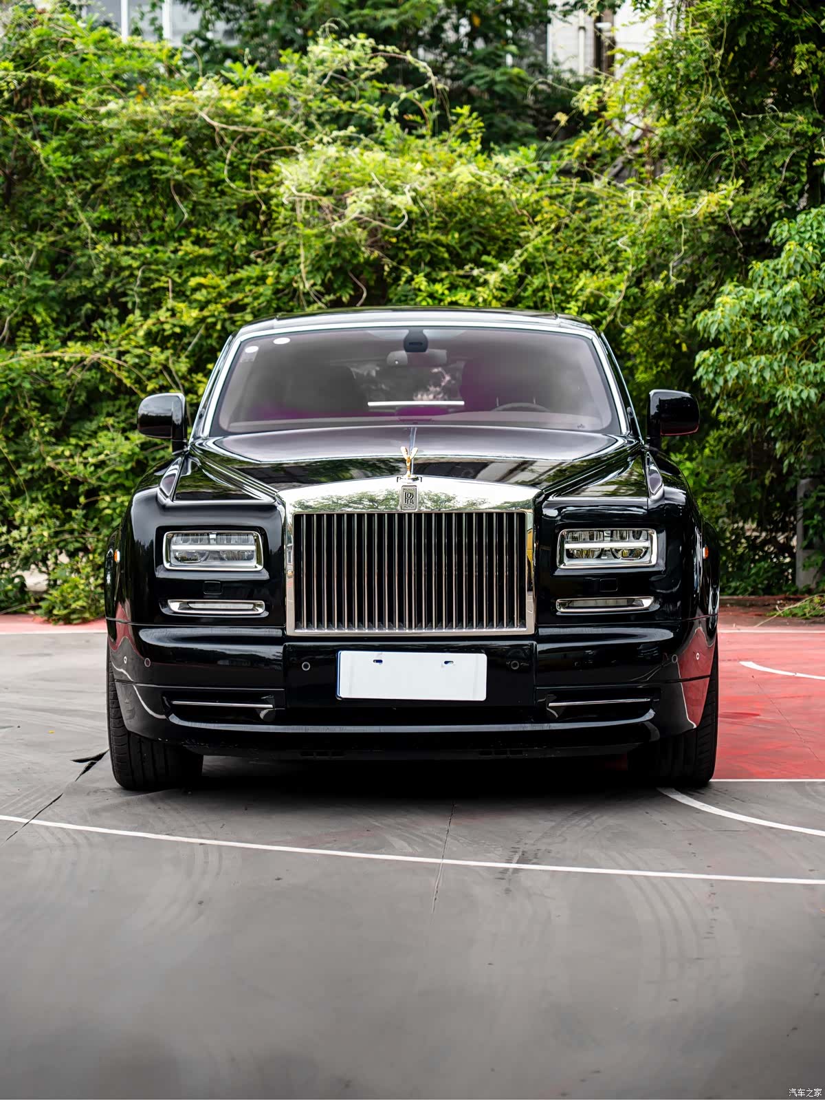Rolls-Royce Phantom, 2016 2