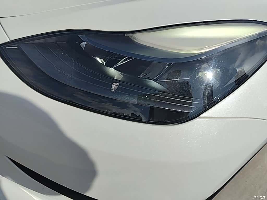 Tesla Model 3, 2022 24