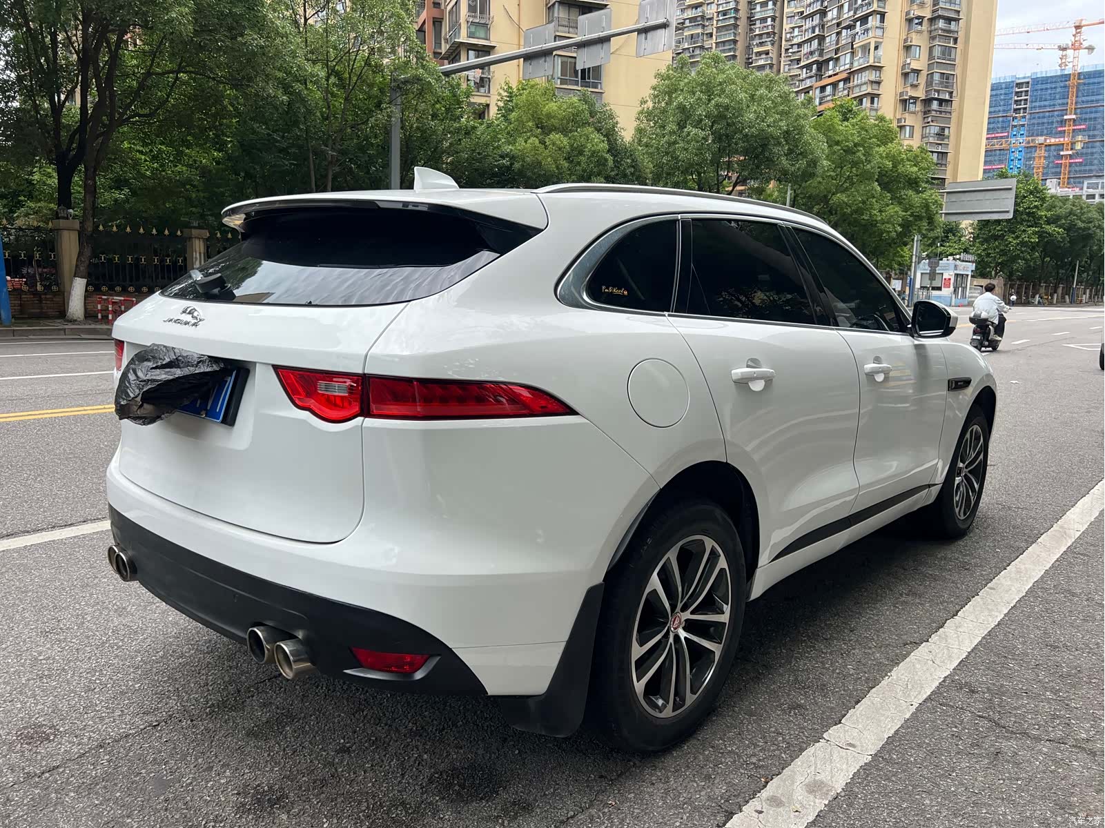 Jaguar F-PACE, 2017 12