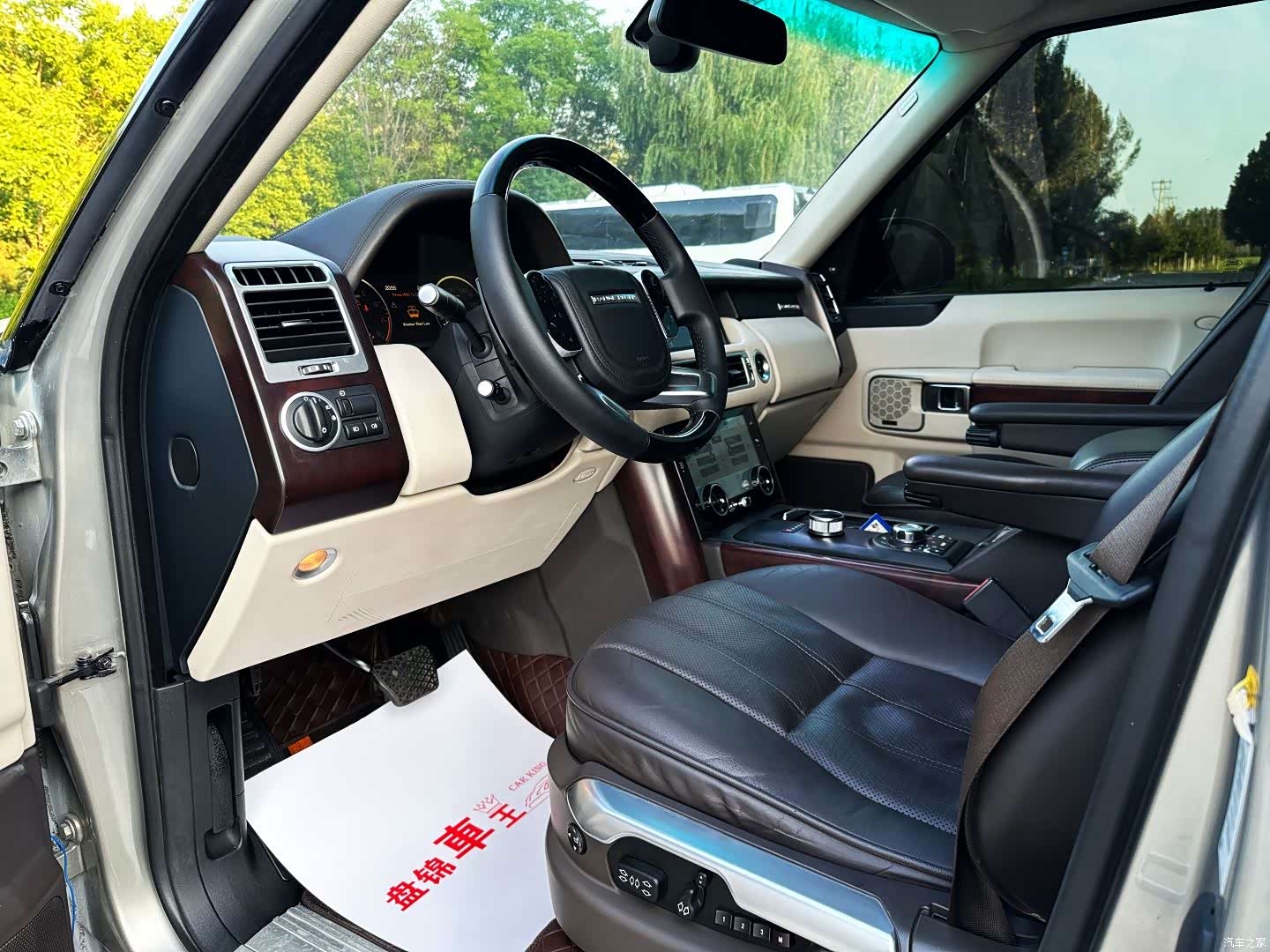 Land Rover Range Rover, 2010 10