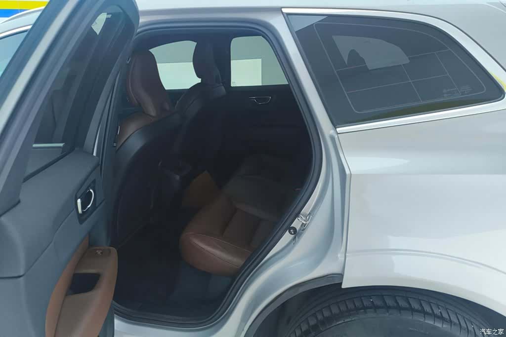 Volvo XC60, 2021 11