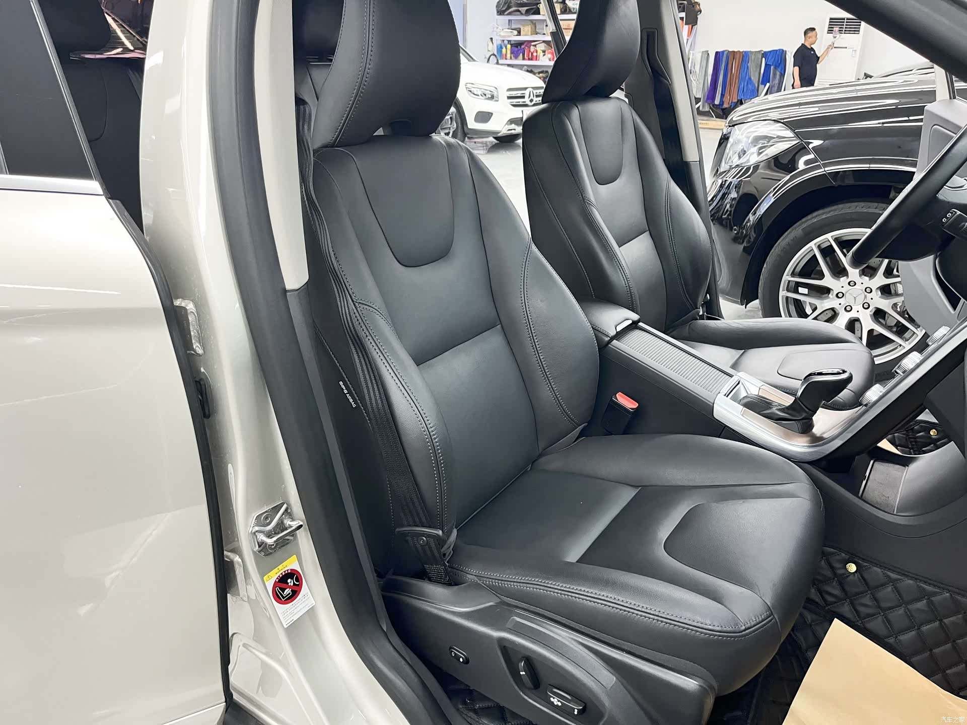 Volvo XC60, 2017 11