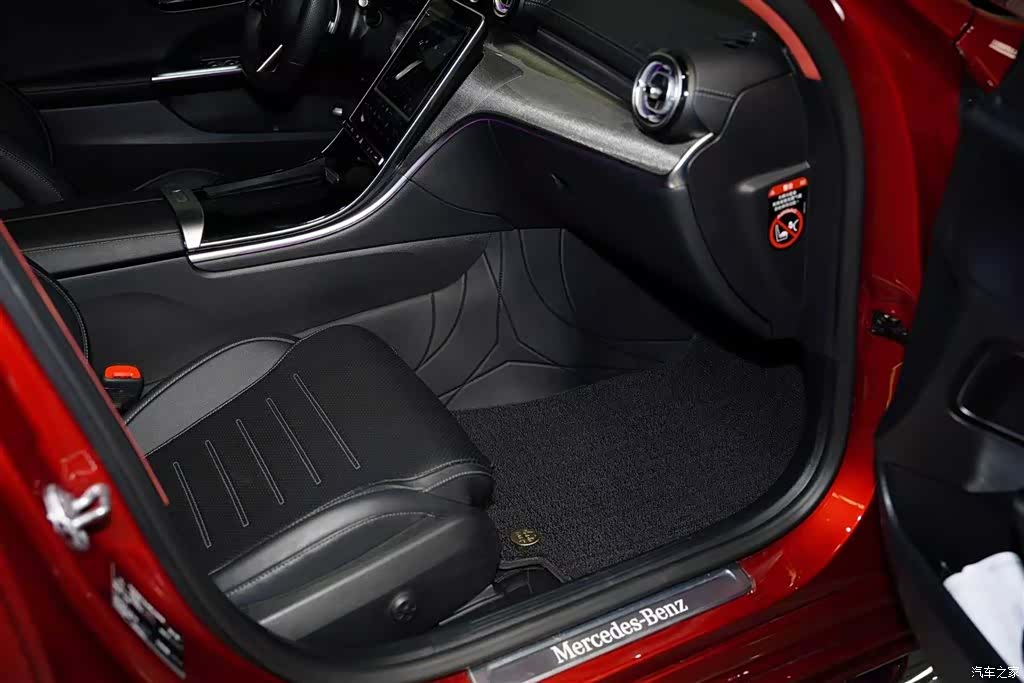 Mercedes-Benz C-Class, 2022 14