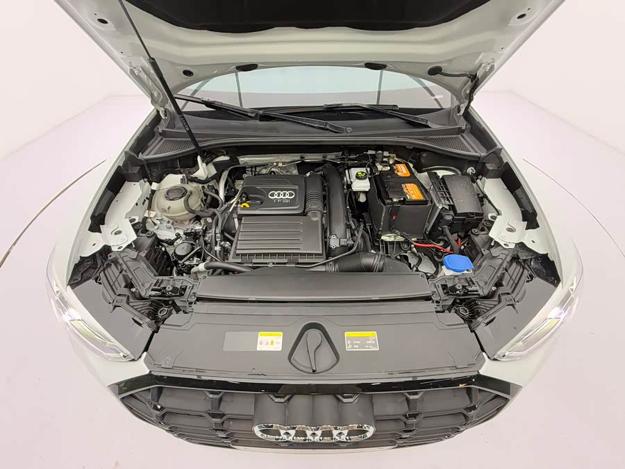 Audi Q3 2022, фото 8