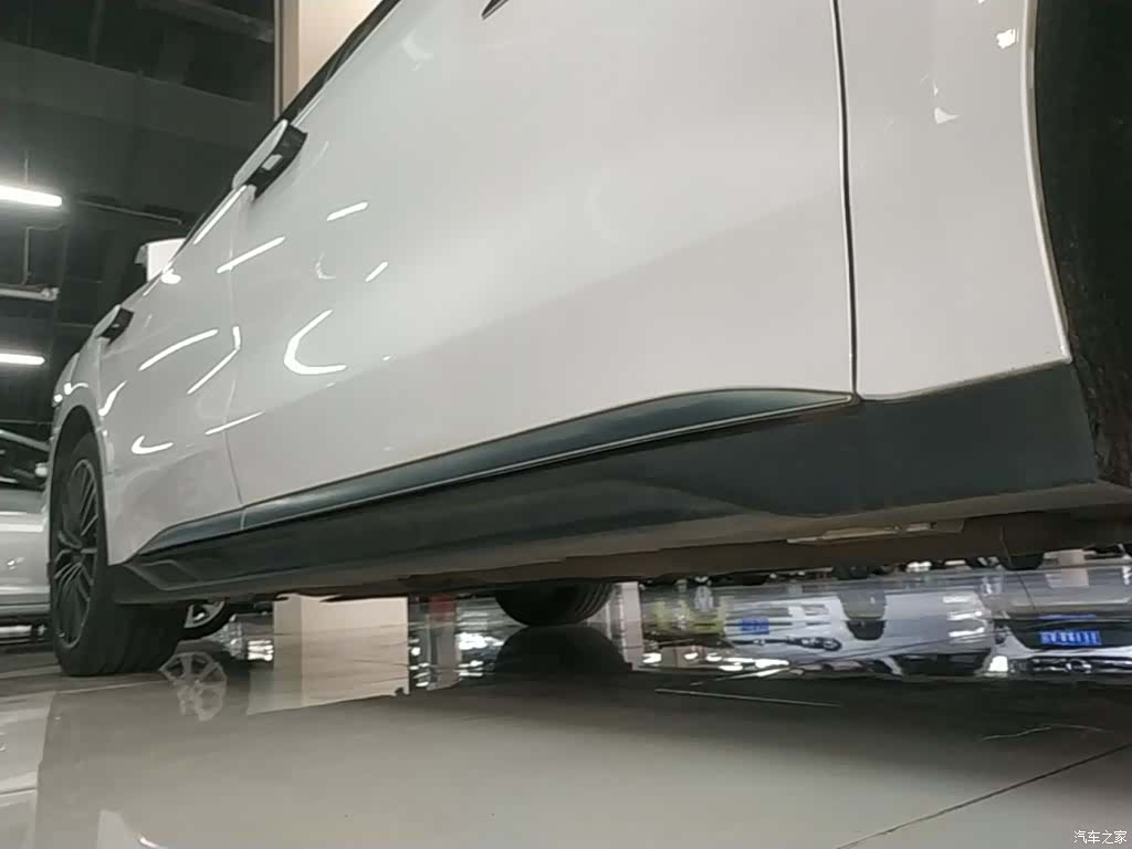 BYD Han, 2022 21